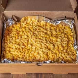 Mac N Cheese Family Box (Tray Of Creamy Mac N Cheese)