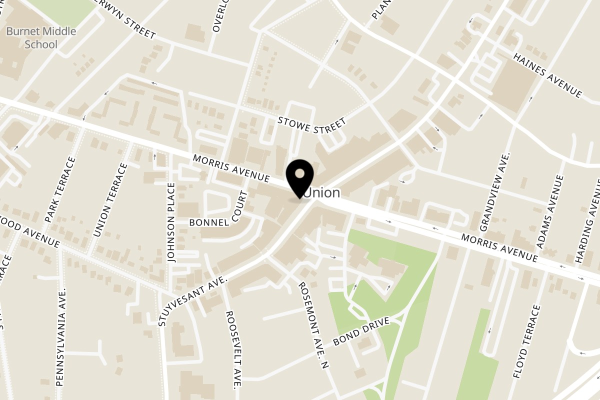 Map showing the location of Flamin Feathers Union on 996 Stuyvesant Ave in Union